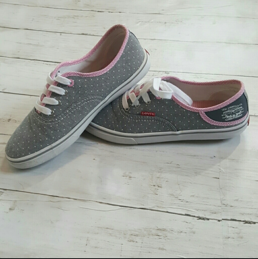 Levi's canvas shoes gray pink‎ white tennis shoe kids 4 women's 6